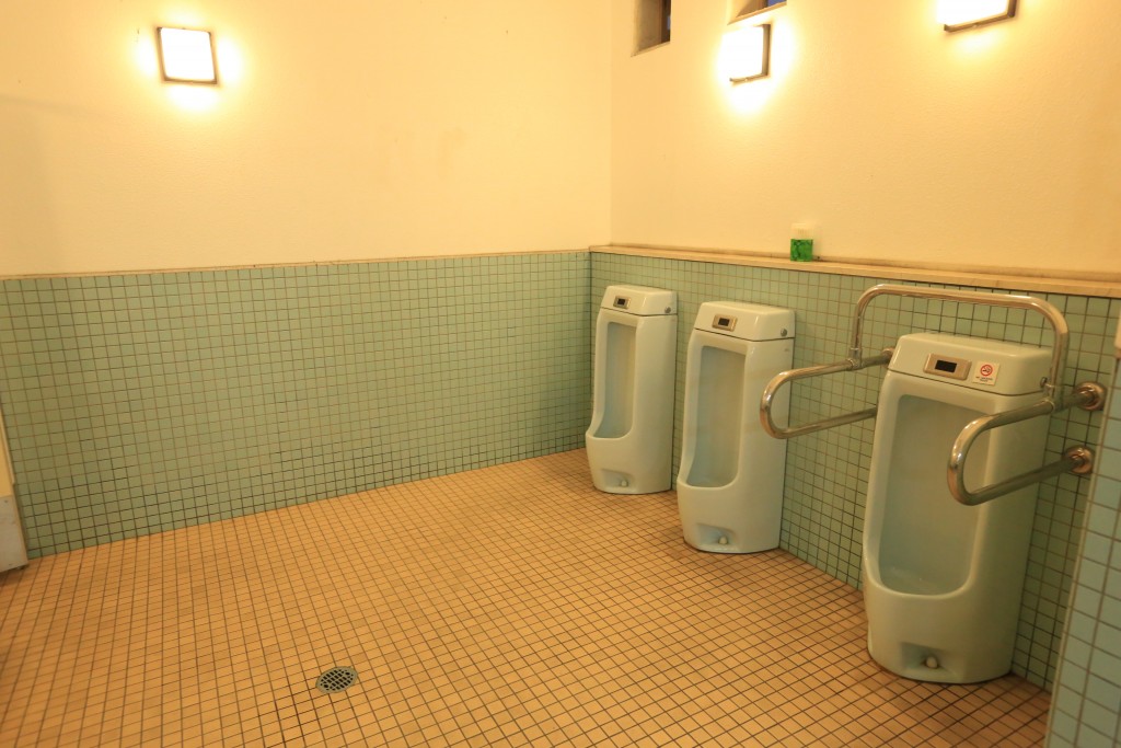 竜洋海洋公園 トイレ1