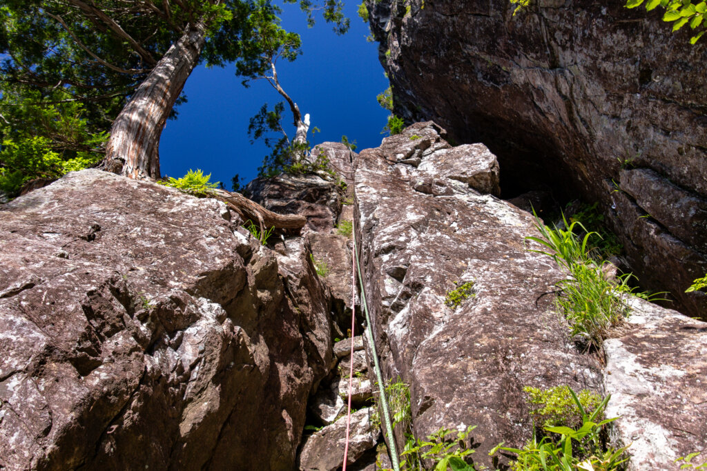錫杖岳　左方カンテ